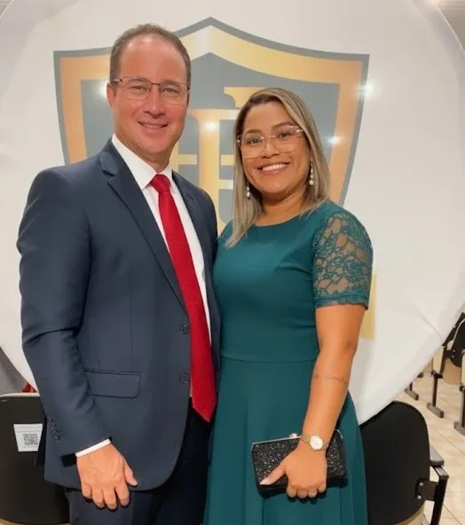 Programa Conexão com Deus leva emoção, fé e música gospel ao rádio em Paraíso das Águas